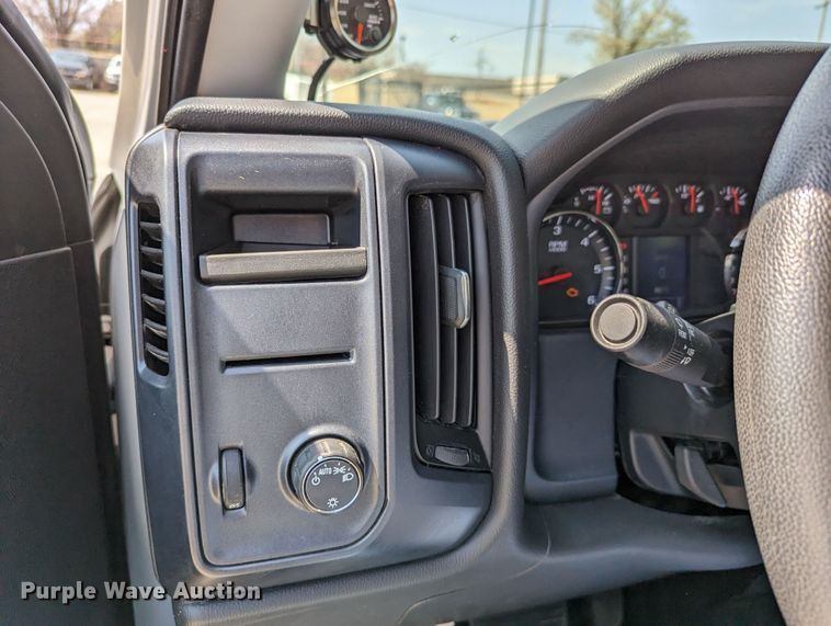 image for item DR6881 2016  Chevrolet Silverado 1500  Double Cab pickup truck