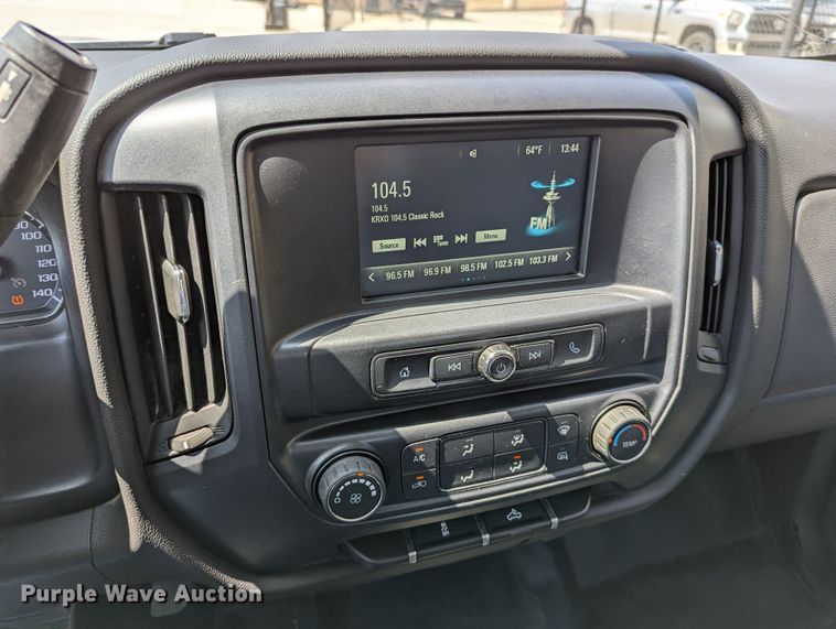 image for item DR6881 2016  Chevrolet Silverado 1500  Double Cab pickup truck