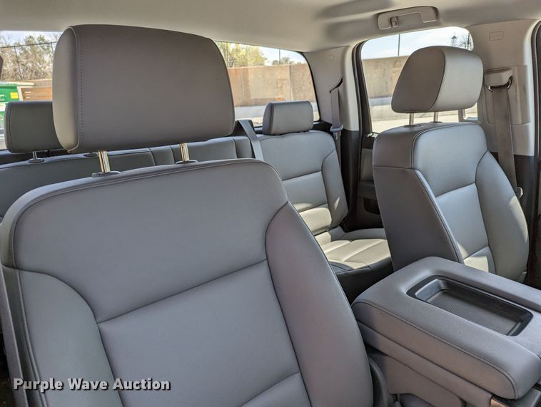 image for item DR6881 2016  Chevrolet Silverado 1500  Double Cab pickup truck