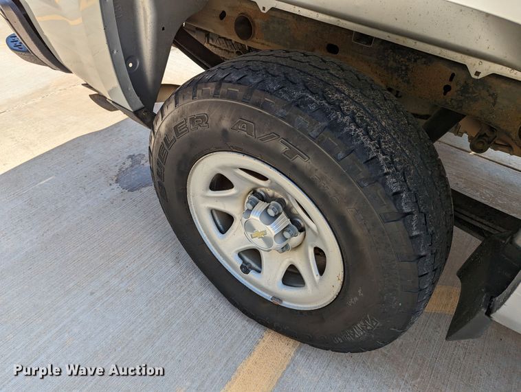 image for item DR6881 2016  Chevrolet Silverado 1500  Double Cab pickup truck