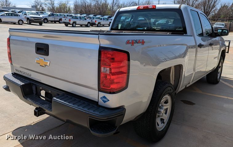 image for item DR6882 2016 Chevrolet Silverado  1500  Double Cab pickup truck