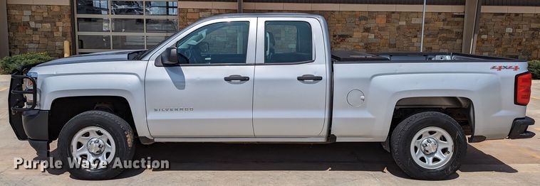 image for item DR6882 2016 Chevrolet Silverado  1500  Double Cab pickup truck