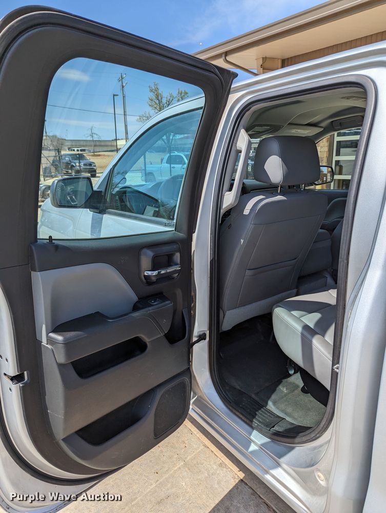 image for item DR6882 2016 Chevrolet Silverado  1500  Double Cab pickup truck