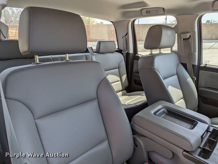 image for item DR6882 2016 Chevrolet Silverado  1500  Double Cab pickup truck