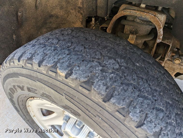 image for item DR6882 2016 Chevrolet Silverado  1500  Double Cab pickup truck