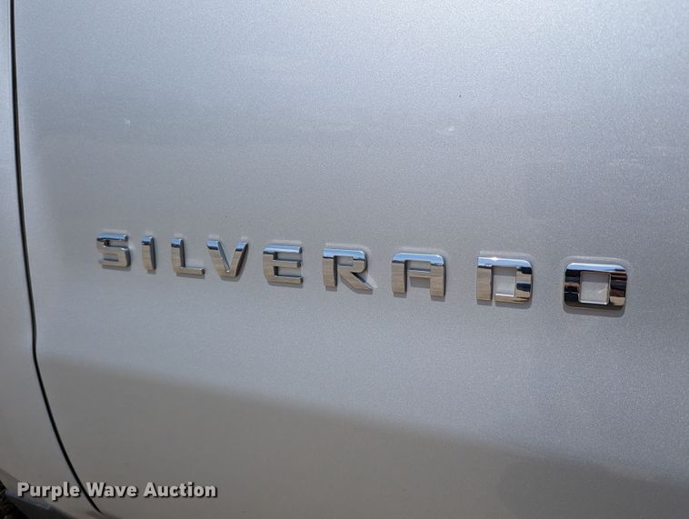 image for item DR6882 2016 Chevrolet Silverado  1500  Double Cab pickup truck