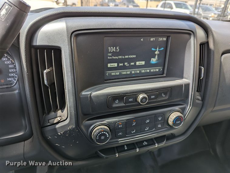 image for item DR6883 2017 Chevrolet Silverado  1500  Double Cab pickup truck