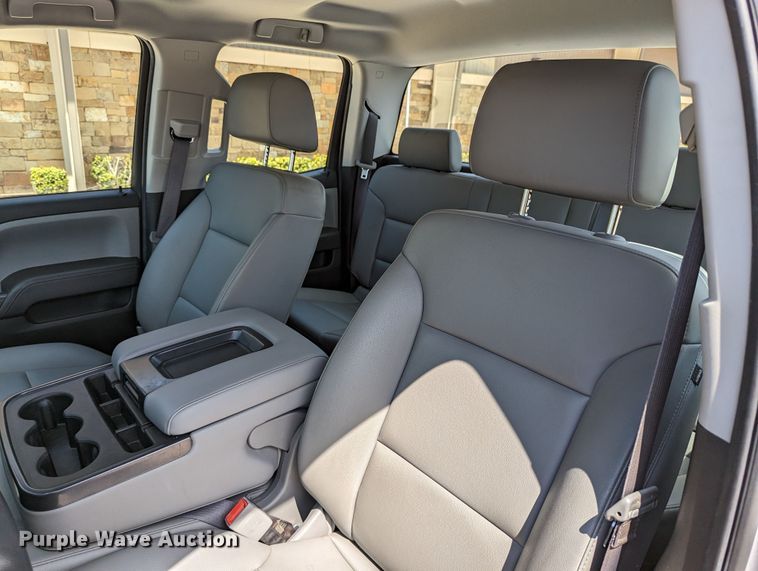 image for item DR6883 2017 Chevrolet Silverado  1500  Double Cab pickup truck