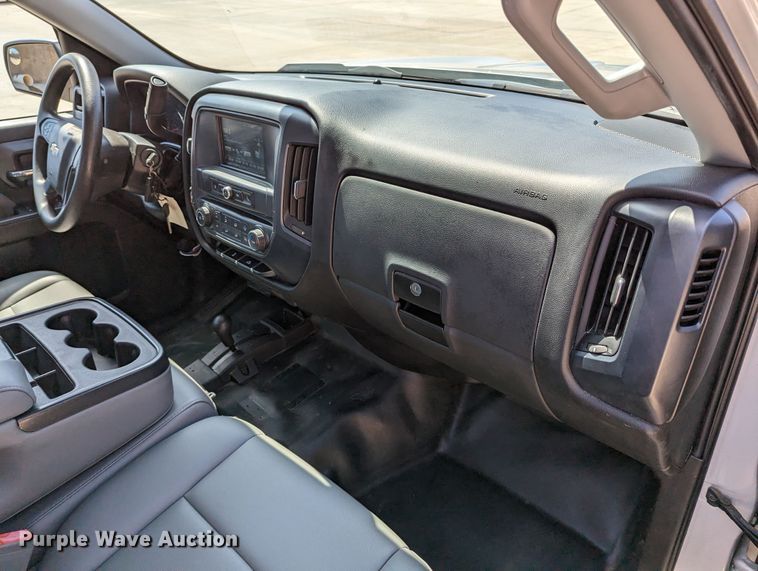 image for item DR6883 2017 Chevrolet Silverado  1500  Double Cab pickup truck