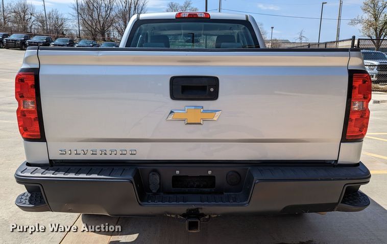 image for item DR6883 2017 Chevrolet Silverado  1500  Double Cab pickup truck