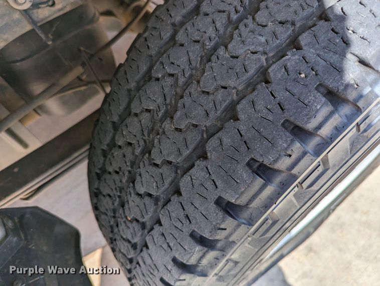 image for item DR6883 2017 Chevrolet Silverado  1500  Double Cab pickup truck