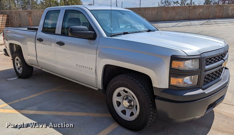 image for item DR6884 2015 Chevrolet Silverado 1500  Double Cab pickup truck