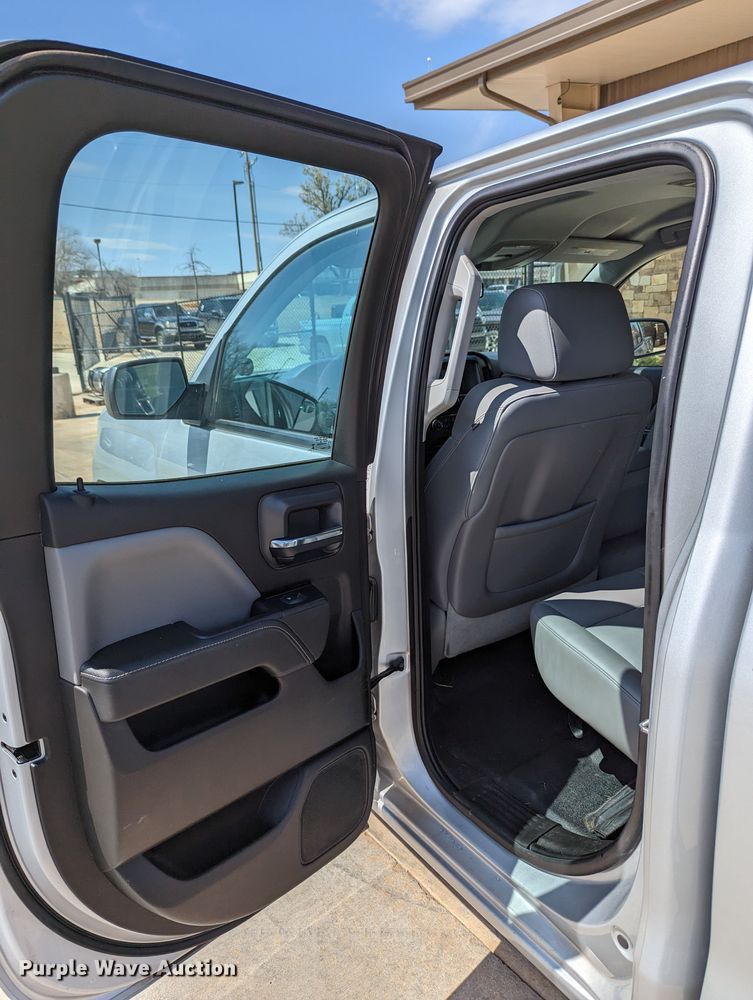 image for item DR6884 2015 Chevrolet Silverado 1500  Double Cab pickup truck