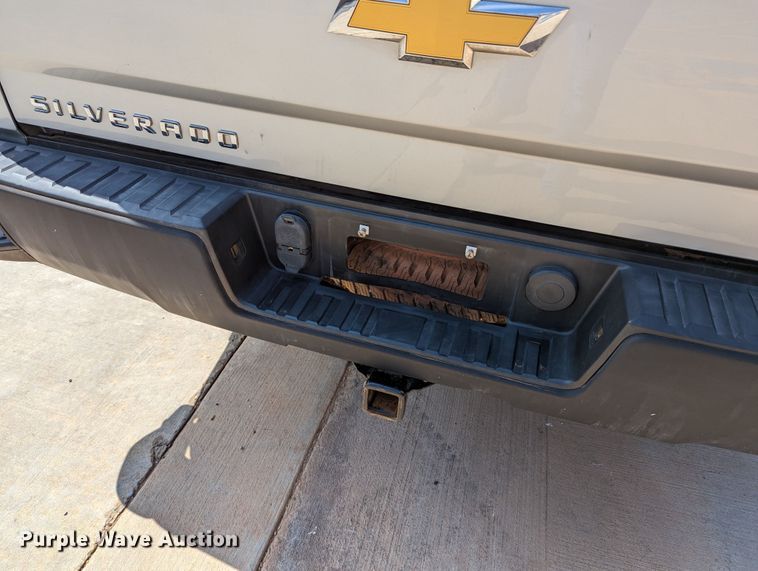 image for item DR6884 2015 Chevrolet Silverado 1500  Double Cab pickup truck