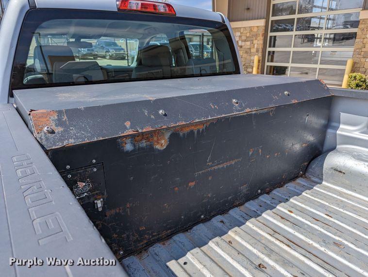 image for item DR6884 2015 Chevrolet Silverado 1500  Double Cab pickup truck