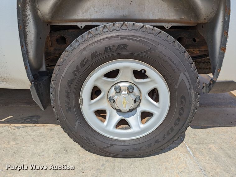 image for item DR6884 2015 Chevrolet Silverado 1500  Double Cab pickup truck