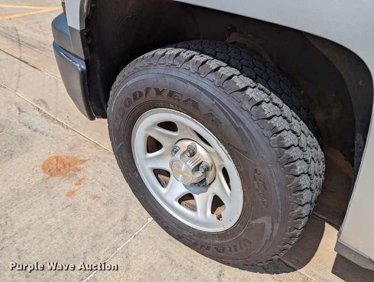 image for item DR6884 2015 Chevrolet Silverado 1500  Double Cab pickup truck