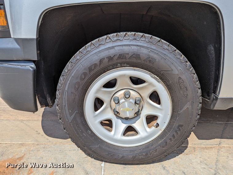 image for item DR6884 2015 Chevrolet Silverado 1500  Double Cab pickup truck