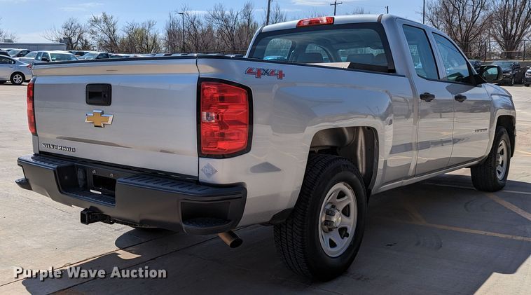 image for item DR6885 2015 Chevrolet Silverado 1500  Double Cab pickup truck