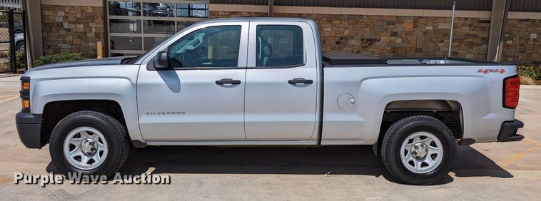 image for item DR6885 2015 Chevrolet Silverado 1500  Double Cab pickup truck