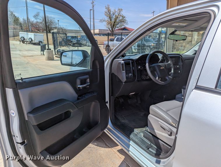 image for item DR6885 2015 Chevrolet Silverado 1500  Double Cab pickup truck