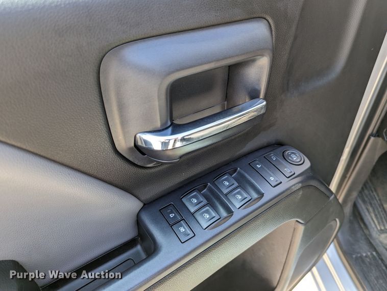 image for item DR6885 2015 Chevrolet Silverado 1500  Double Cab pickup truck