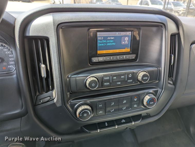 image for item DR6885 2015 Chevrolet Silverado 1500  Double Cab pickup truck