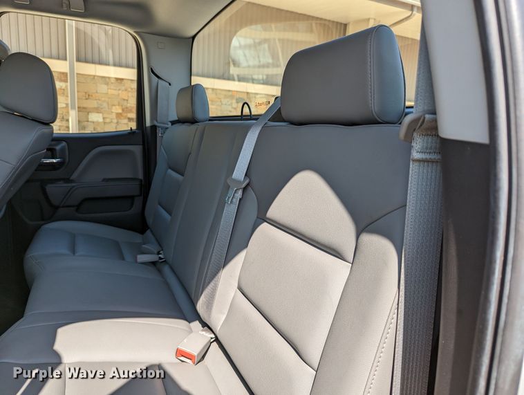 image for item DR6885 2015 Chevrolet Silverado 1500  Double Cab pickup truck