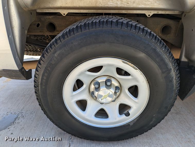 image for item DR6885 2015 Chevrolet Silverado 1500  Double Cab pickup truck