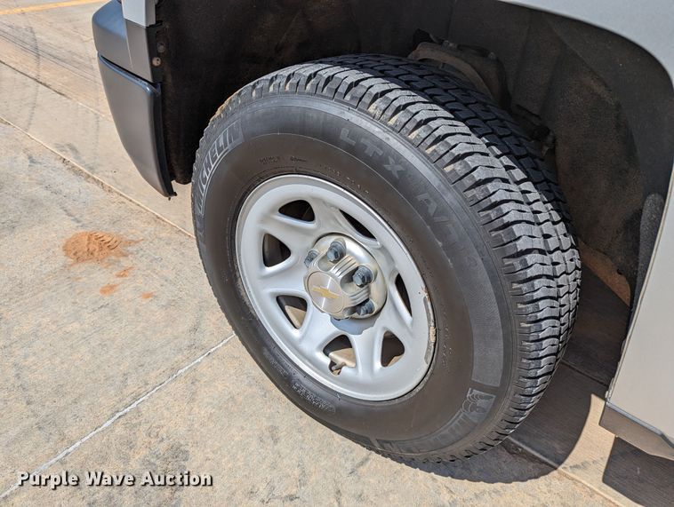 image for item DR6885 2015 Chevrolet Silverado 1500  Double Cab pickup truck