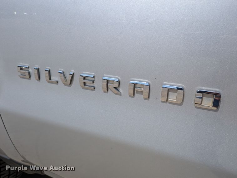 image for item DR6885 2015 Chevrolet Silverado 1500  Double Cab pickup truck