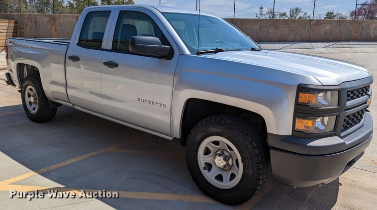 image for item DR6886 2015 Chevrolet Silverado 1500  Double Cab pickup truck