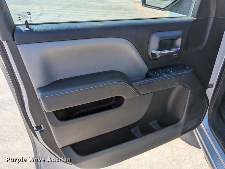 image for item DR6886 2015 Chevrolet Silverado 1500  Double Cab pickup truck