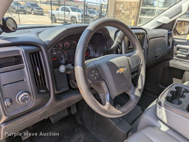 image for item DR6886 2015 Chevrolet Silverado 1500  Double Cab pickup truck