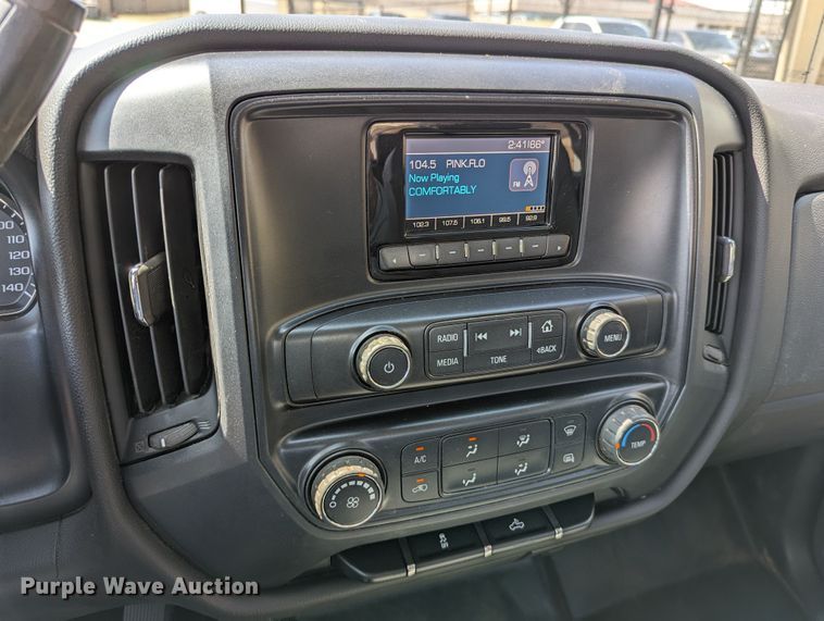 image for item DR6886 2015 Chevrolet Silverado 1500  Double Cab pickup truck