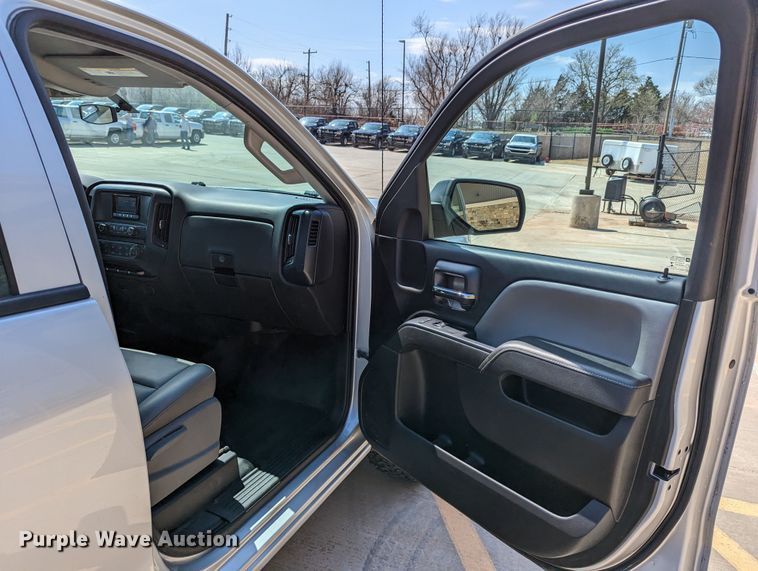 image for item DR6886 2015 Chevrolet Silverado 1500  Double Cab pickup truck