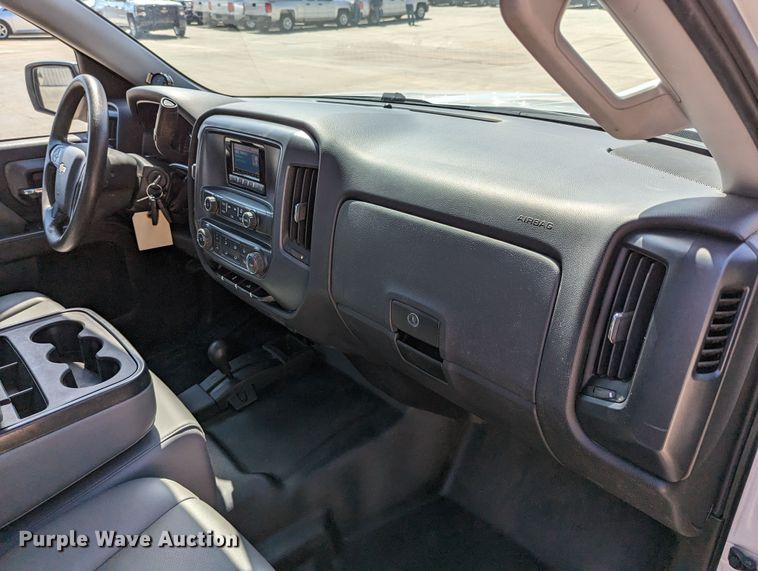 image for item DR6886 2015 Chevrolet Silverado 1500  Double Cab pickup truck