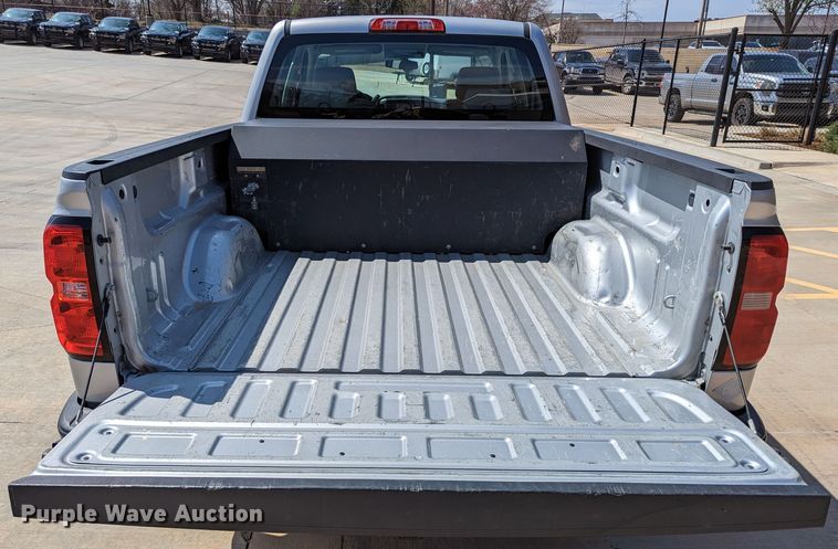 image for item DR6886 2015 Chevrolet Silverado 1500  Double Cab pickup truck