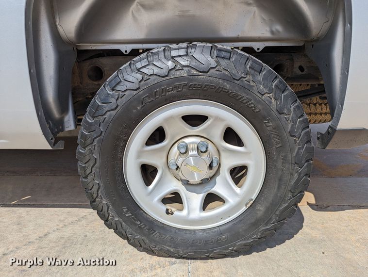 image for item DR6886 2015 Chevrolet Silverado 1500  Double Cab pickup truck