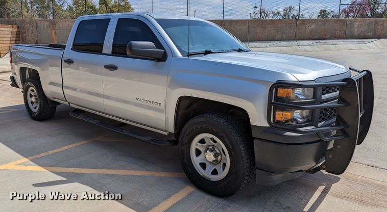 image for item DR6887 2015 Chevrolet Silverado 1500  Crew Cab pickup truck