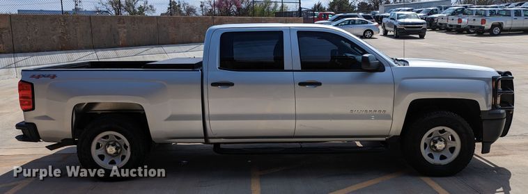 image for item DR6887 2015 Chevrolet Silverado 1500  Crew Cab pickup truck