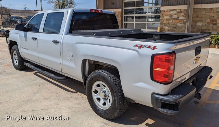 image for item DR6887 2015 Chevrolet Silverado 1500  Crew Cab pickup truck