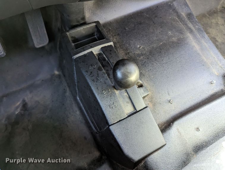 image for item DR6887 2015 Chevrolet Silverado 1500  Crew Cab pickup truck