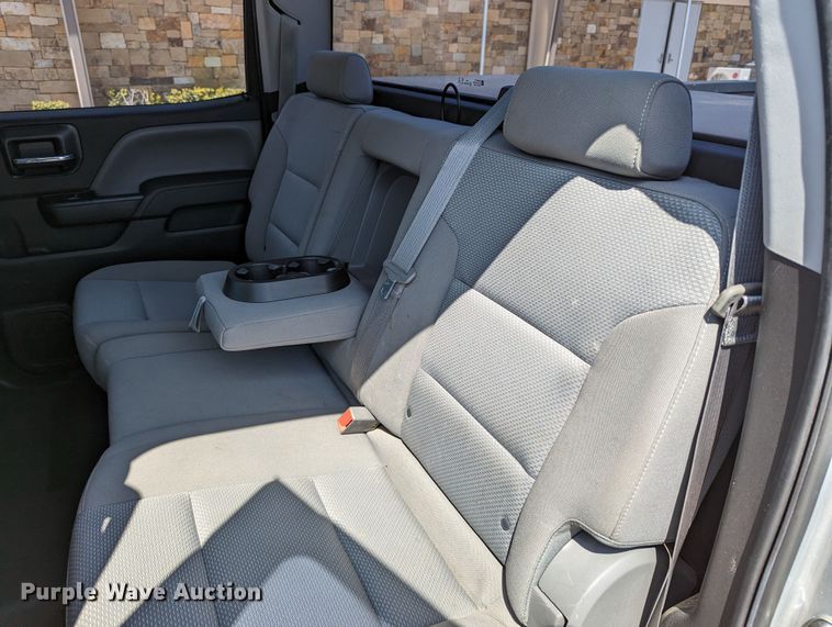 image for item DR6887 2015 Chevrolet Silverado 1500  Crew Cab pickup truck