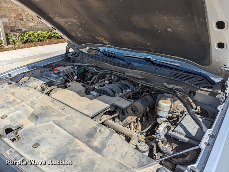 image for item DR6887 2015 Chevrolet Silverado 1500  Crew Cab pickup truck