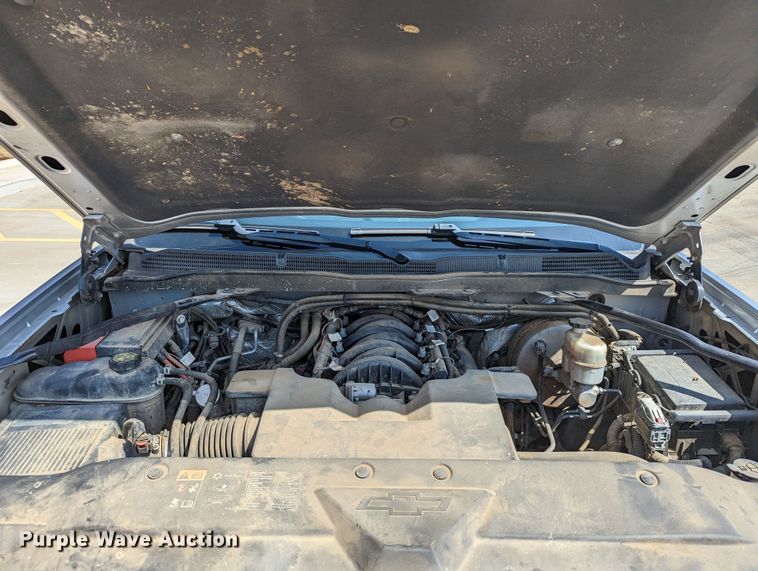 image for item DR6887 2015 Chevrolet Silverado 1500  Crew Cab pickup truck