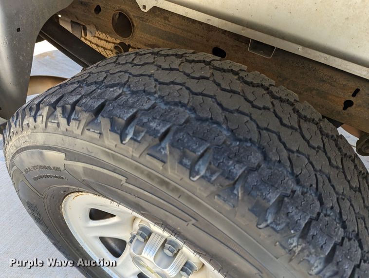 image for item DR6887 2015 Chevrolet Silverado 1500  Crew Cab pickup truck