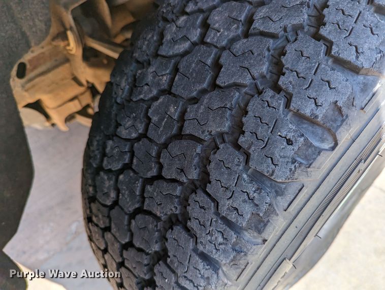 image for item DR6887 2015 Chevrolet Silverado 1500  Crew Cab pickup truck