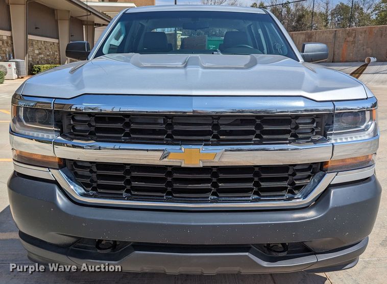 image for item DR6888 2016 Chevrolet Silverado 1500  Crew Cab pickup truck