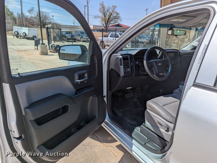 image for item DR6888 2016 Chevrolet Silverado 1500  Crew Cab pickup truck